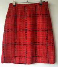 Load image into Gallery viewer, Vintage knee length scarlet pattern wool blend skirt S