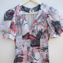 Load image into Gallery viewer, 1970s vintage maxi dress with puff sleeves S