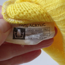 Load image into Gallery viewer, Vintage 1970s yellow tank top with 20s style print S