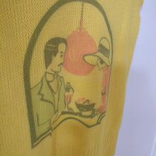 Load image into Gallery viewer, Vintage 1970s yellow tank top with 20s style print S
