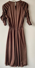 Load image into Gallery viewer, Cute plain brown knee length 1970s vintage dress by Uninhibited S/M