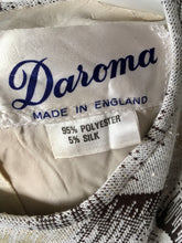 Load image into Gallery viewer, Sweet Daroma cream/brown patterned vintage 1960s mod shift dress S to M