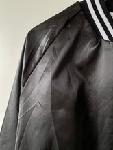 Load image into Gallery viewer, Black baseball style vintage bomber jacket Large L