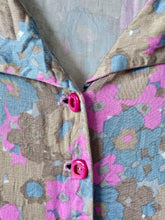 Load image into Gallery viewer, Flowery 1960s vintage shift dress S to M