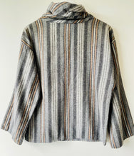 Load image into Gallery viewer, Top Notch vintage 1980s wintery skirt and top suit S