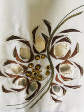 Load image into Gallery viewer, 1970s vintage cream knee length skirt with appliqué M