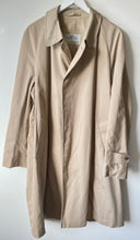 Load image into Gallery viewer, Classic Aquascutum Aqua 5 raincoat trenchcoat mac XL