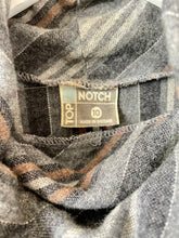 Load image into Gallery viewer, Top Notch vintage 1980s wintery skirt and top suit S