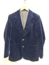 Load image into Gallery viewer, Fab vintage 1970s midnight blue velvet jacket small to medium S M