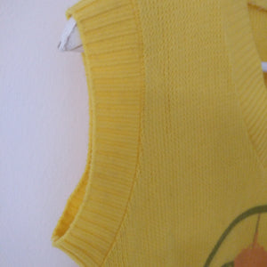 Vintage 1970s yellow tank top with 20s style print S