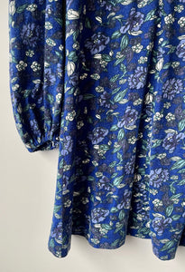 Pretty blue flower short vintage 1960s bell sleeve dress from St Michael Courtelle Medium M