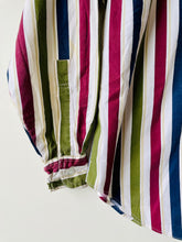 Load image into Gallery viewer, Striped men’s preppy style shirt S