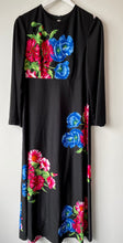 Load image into Gallery viewer, Long vintage 1960s to 1970s bright flower design dress M