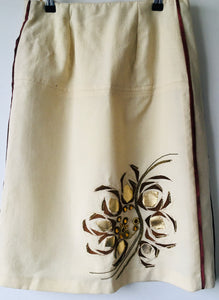 1970s vintage cream knee length skirt with appliqué M