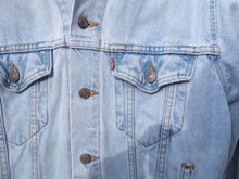 Load image into Gallery viewer, Levi light blue denim jacket Levi&#39;s S