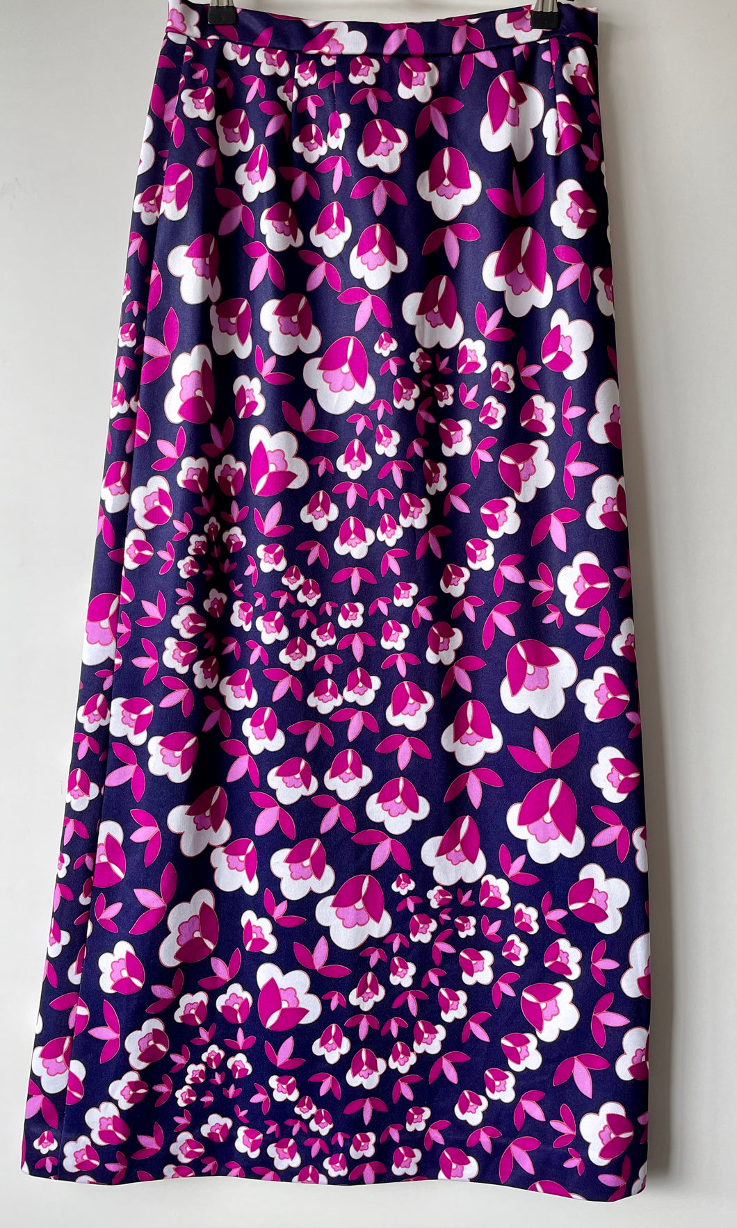 Long 1970s handmade purple flower skirt S