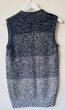 Load image into Gallery viewer, Vintage grey tank top M
