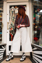 Load image into Gallery viewer, Anett Rostel fabulous off-white flares or culottes M